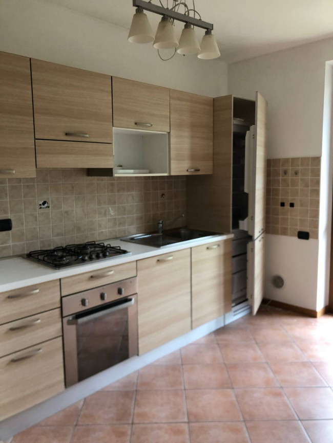 Vai alla scheda: Appartamento Affitto Luino